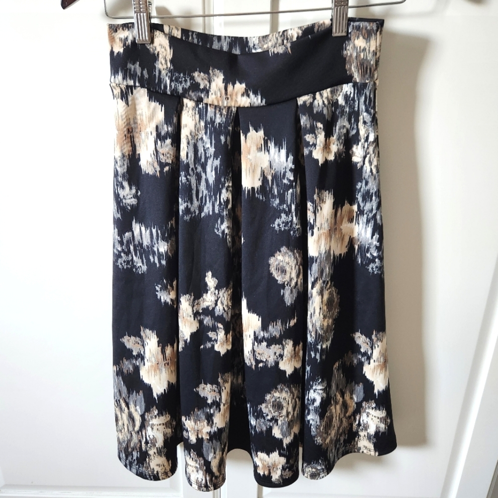 SIRENS  Black beige floral design midi skirt pleated Size M